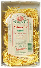 Fettuccine in Nestern Italienische Bandnudelnester